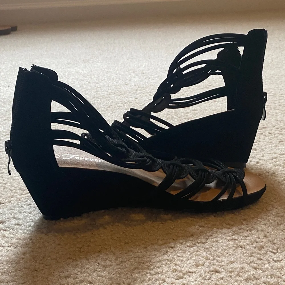Black Strappy Sandals - Picture 5 of 7
